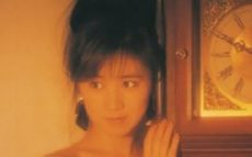 30年前の本日7月7日、おニャン子クラブの高井麻巳子のソロ・デビュー曲「シンデレラたちへの伝言」がチャート1位を獲得　【大人のMusic Calendar】