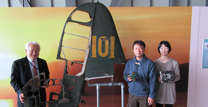 日本に艦上偵察機「彩雲」の尾翼を持ち帰った飛行機愛好家 – ニッポン