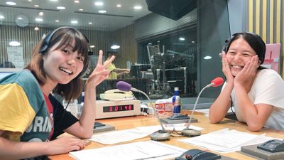 ほぼ全裸！？ 女性若手芸人、高校時代の「悪ノリ写真流出」を激白