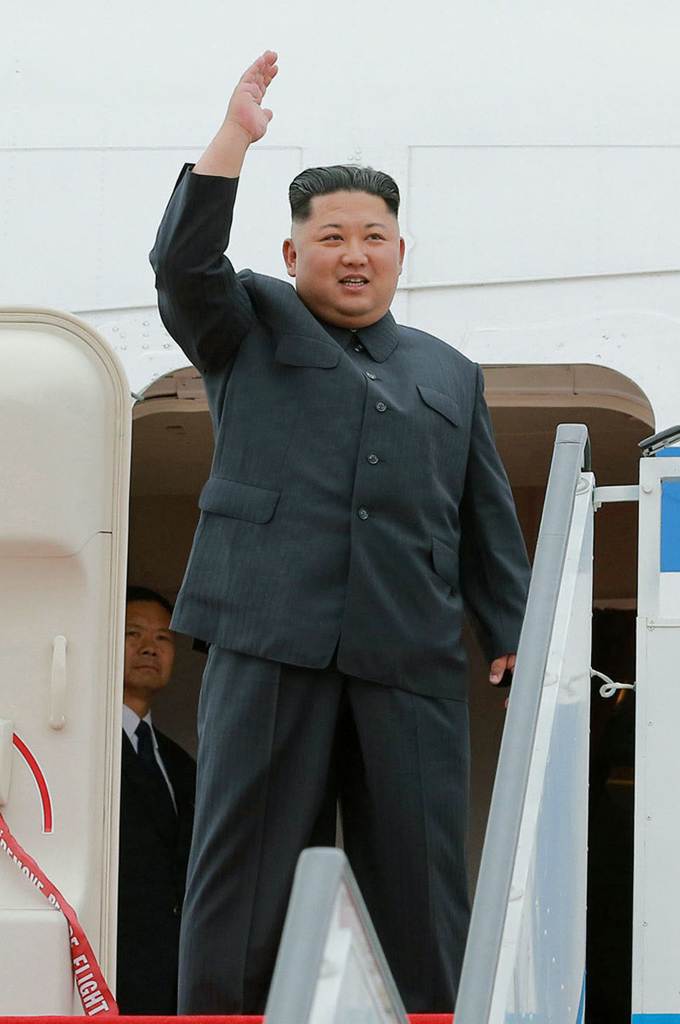 金正恩 朝鮮労働党 委員長 シンガポール 北朝鮮 平壌 国際 空港