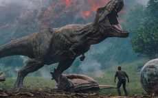 シリーズ史上最多の恐竜たちがスクリーンで大暴れ！『ジュラシック・ワールド／炎の王国』