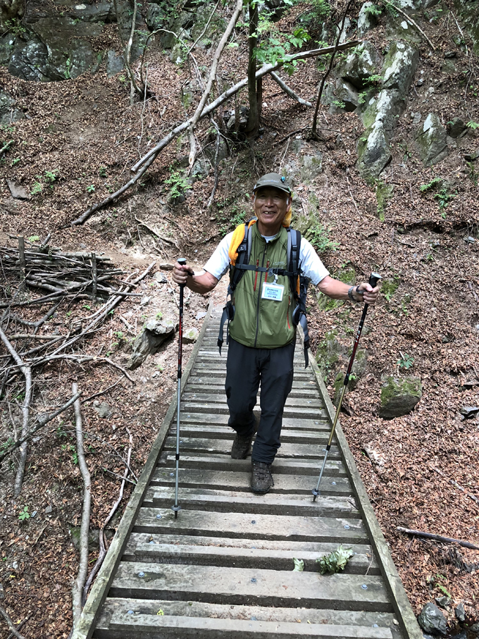奥多摩登山ブーム　81歳ガイドに聞く登山の魅力と危険