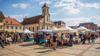 フリーマーケットの「フリー」は「Free」ではない