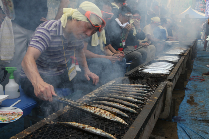 4時間待ちの7000匹の秋刀魚は宮古市の味