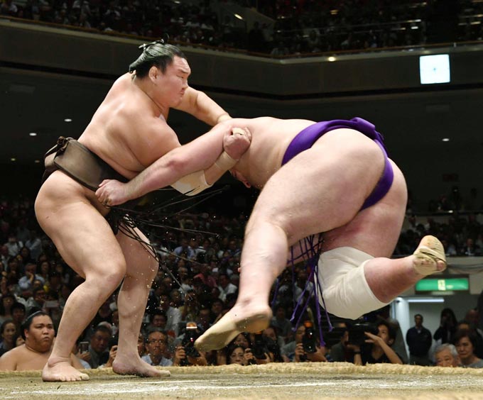 白鵬 すくい投げ 栃ノ心 稀勢の里 相撲 大相撲 横綱 対決 千秋楽