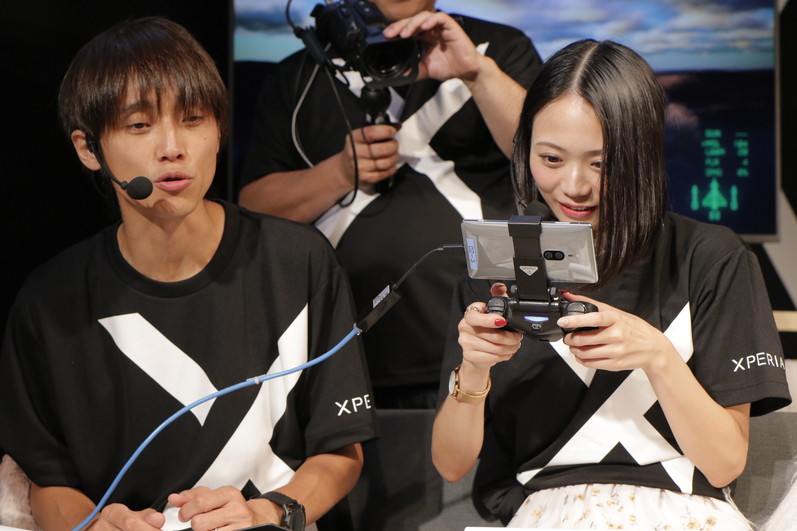 「東京ゲームショウ2018」Xperiaの美女コンパニオン、“セクシーパジャマ”で大サービス