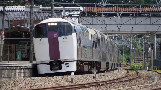 215系電車 快速 ホリデー快速ビューやまなし 中央本線 上野原駅