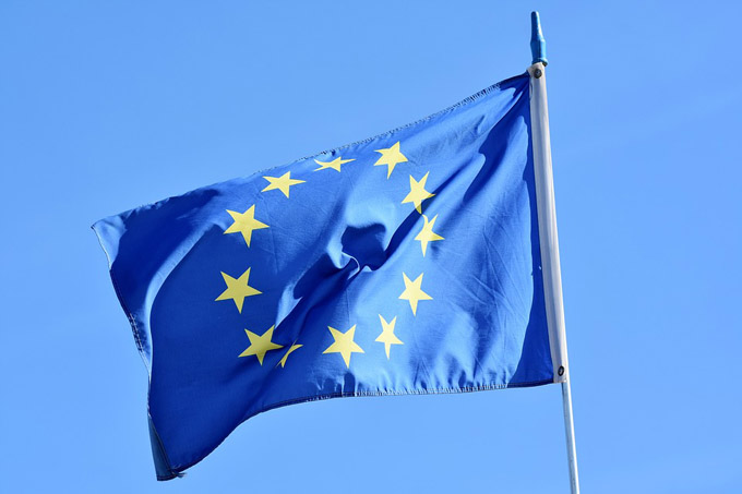 EU イギリス 離脱 メイ首相 欧州連合 政治宣言 案 離脱協定案 ブリュッセル