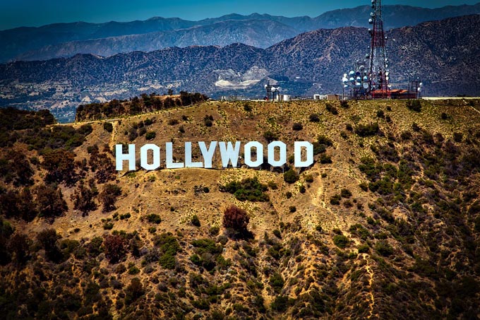 「ハリウッド」は“ひいらぎの森”という意味～「聖林」は誤訳