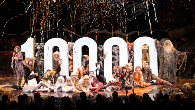 ミュージカル『キャッツ』が日本公演通算10,000回を達成