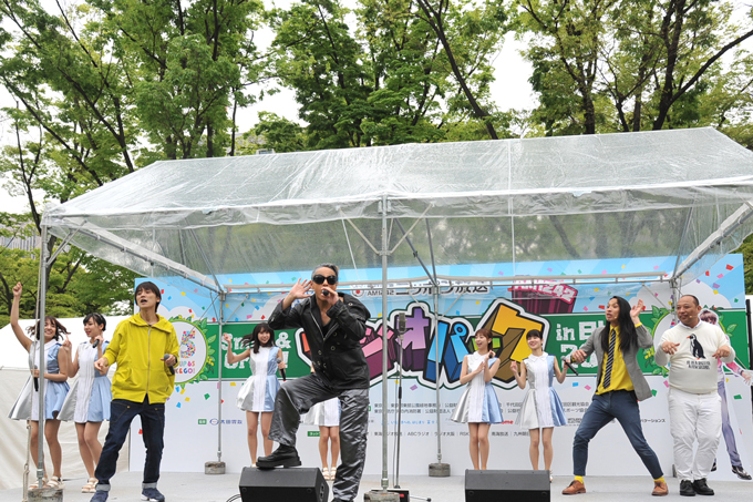 M-1ファイナリスト、アイドル、ヒップホップMCらが日比谷公園に集結！平成最後の熱狂ステージを披露