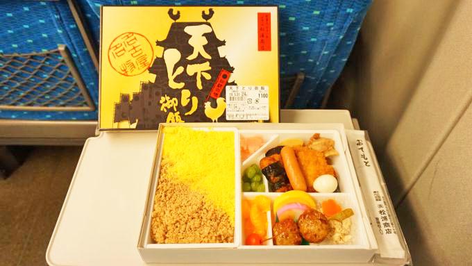 名古屋駅 天下とり御飯 1100円 名古屋イチの歴史を誇る駅弁を掛け紙で辿る ニッポン放送 News Online