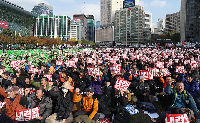 韓国の“憎悪と成熟さの不足”が見える、朴槿恵前大統領の審理差し戻し