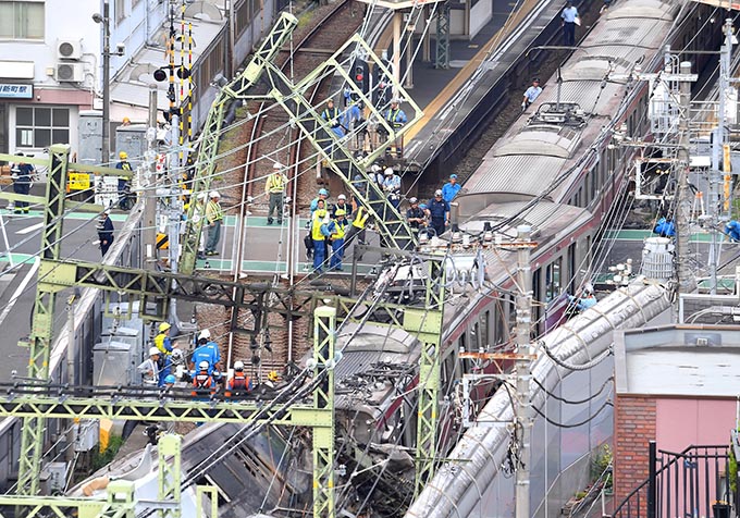 京浜急行衝突事故～事故現場と横浜駅からの最新情報