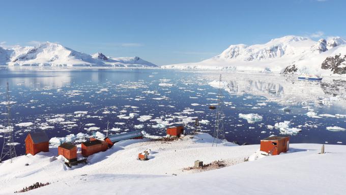 南極は行きたい時が「行く時」！ 日本人のための南極ツアー!!