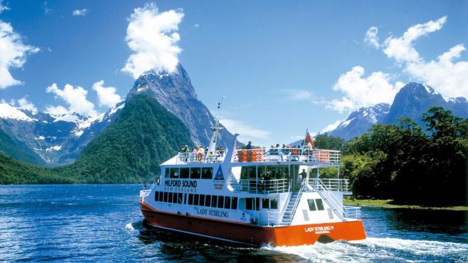 自然いっぱいのニュージーランドを、“テンツキ”で隈なく巡る大人気ツアー！