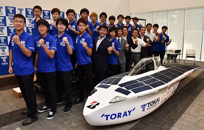 東海大学ソーラーカーチームが世界最大級のソーラーカーレースに参戦！