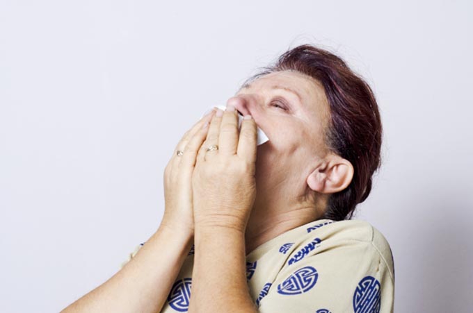 風邪の鼻水と、泣いたときの鼻水の違いは？　医師が回答