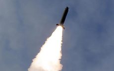 北朝鮮で新型コロナ蔓延の可能性も～2発のミサイル発射の意味