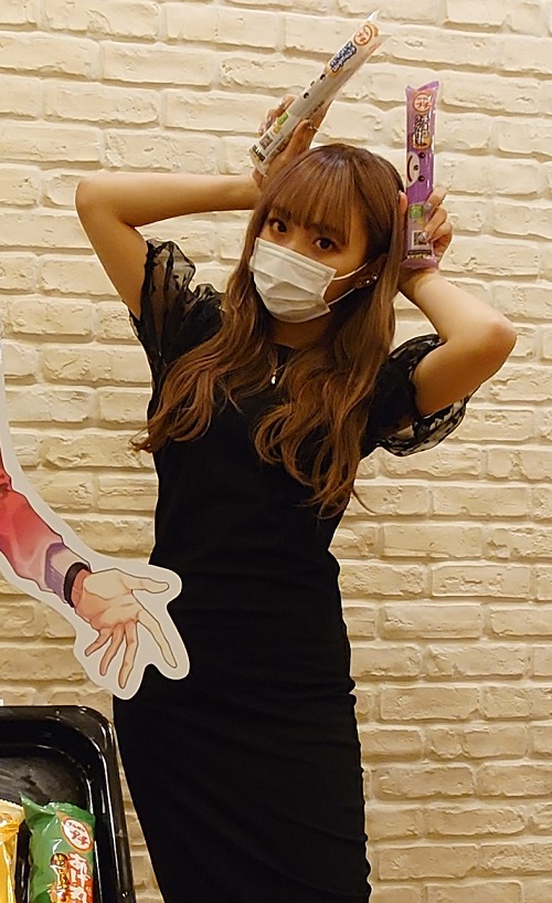 見 ない 顔 です ねぇ