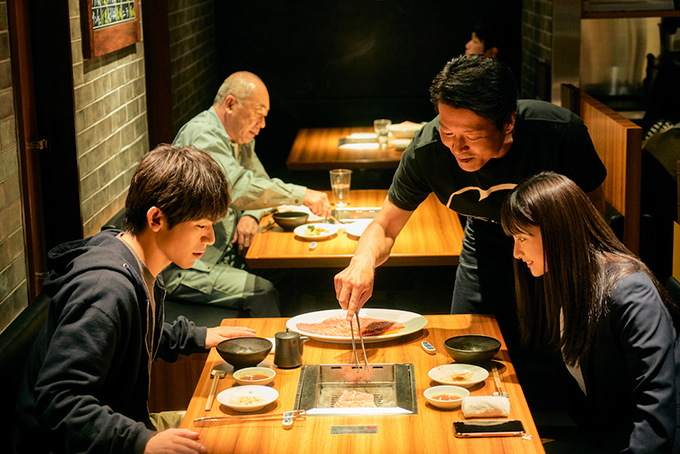 『フード・ラック！食運』EXILE NAOTO×土屋太鳳 映画を観た後は焼肉店に直行！？