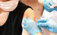 日本へのワクチンの供給が遅れている本当の理由