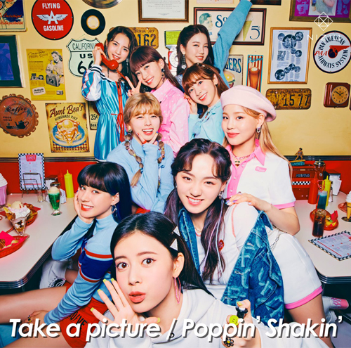 NiziU 2nd Single『Take a picture／Poppin’ Shakin’』通常版