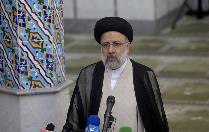 腹を括りつつあるイラン　～ライシ政権が中露に接近
