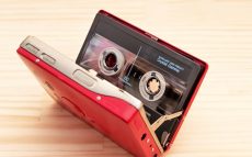「カセットテープ」は当初、音楽を聴くためのものではなかった？