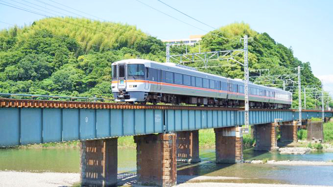 373系電車・特急「ふじかわ」、東海道本線・由比～興津間