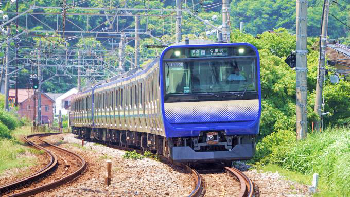 E235系電車・普通列車、横須賀線・北鎌倉～鎌倉間