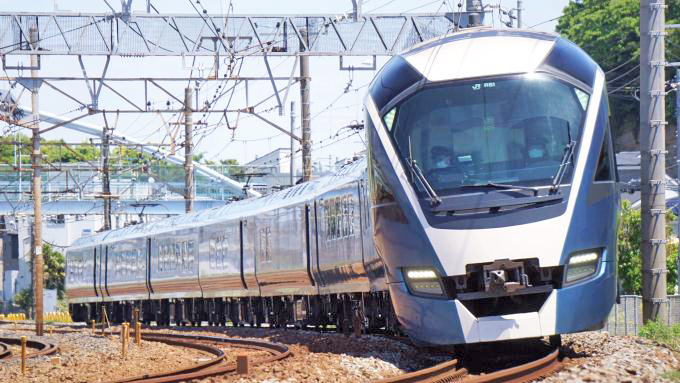 E261系電車・特急「サフィール踊り子」、東海道本線・大船～藤沢間