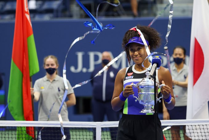全米テニス・女子シングルス表彰式／優勝した大坂なおみ　2020年9月12日 ニューヨーク　AFP＝時事　写真提供：時事通信社