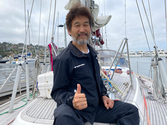 辛坊治郎　ヨット太平洋横断“日本への帰り”復路航海中