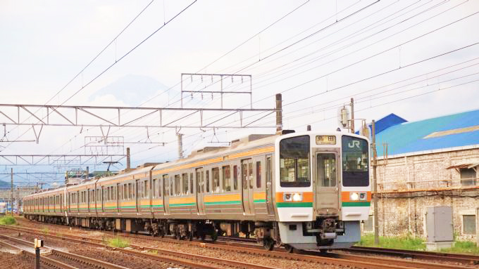 211系電車・普通列車、東海道本線・富士川駅