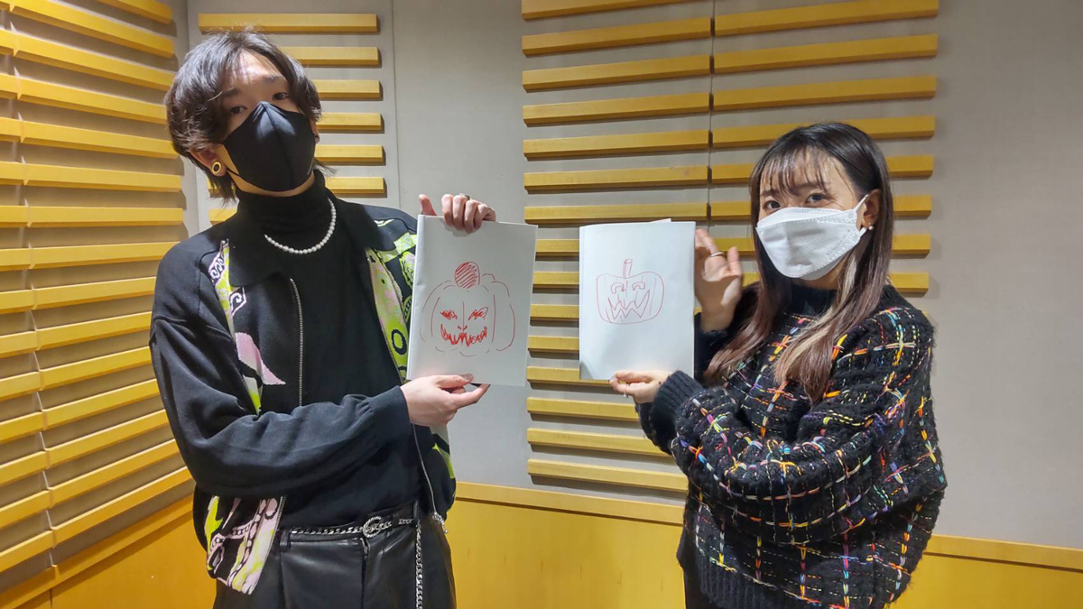 YOASOBI、自分たちのコスプレをしてほしいけれど「カップルの方はNG