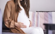 新型コロナに感染した妊婦さんが「出産できる体制」は整っている東京都　～東京産婦人科医会・落合和彦名誉会長