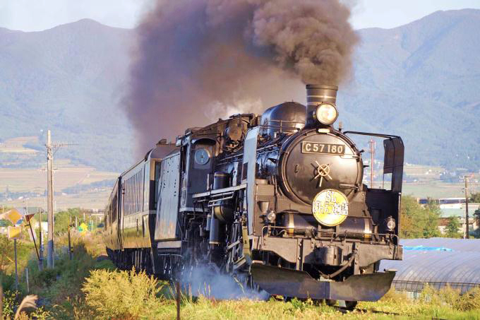 C57形蒸気機関車＋12系客車・快速「SLばんえつ物語」、磐越西線・喜多方～山都間