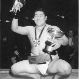 全日本相撲選手権で優勝した田中英寿　撮影日：1974年07月　写真提供：産経新聞社