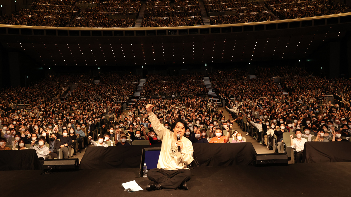 佐久間宣行がリスナーを熱狂の渦に！ 劇団ひとり・DJ松永とともに一夜