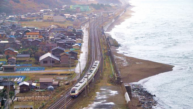E653系電車・特急「しらゆき」、信越本線・米山～笠島間
