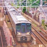 225系電車「新快速」、東海道本線・京都～山科間