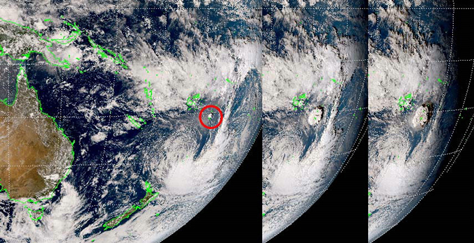 気象衛星ひまわりが観測したトンガ諸島付近の海底火山噴火（左から順に日本時間15日午後1時半、同2時、同2時半に観測）［気象庁ホームページから］　写真提供：時事通信