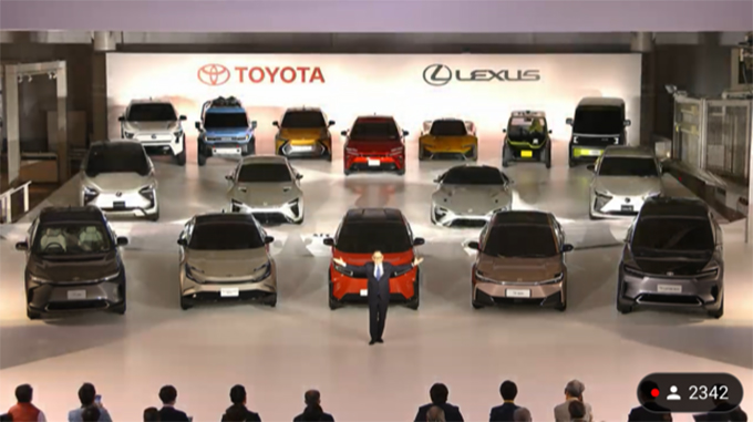 トヨタ自動車の電気自動車に関する説明会（2021年12月14日　オンライン画面から）