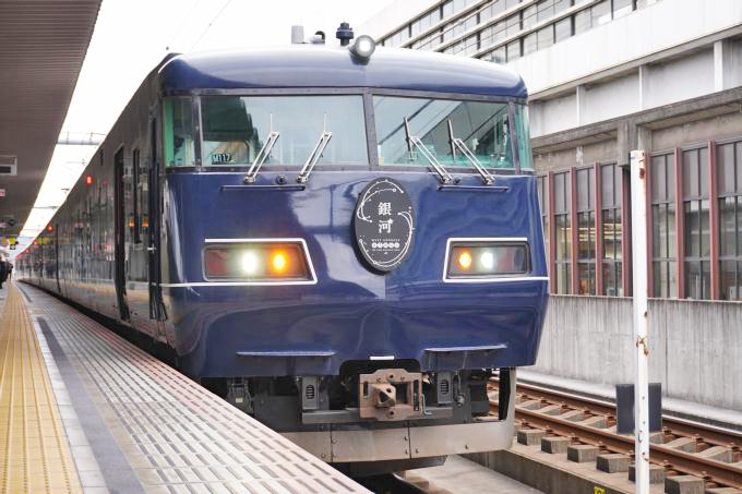 117系電車・特急「WEST EXPRESS銀河」、山陽本線・姫路駅