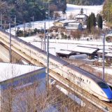 W7系新幹線電車「かがやき」、北陸新幹線・金沢～新高岡間