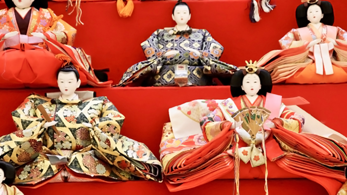 ひな人形の段飾り、なぜ「3段・5段・7段」が多いの？ – ニッポン放送