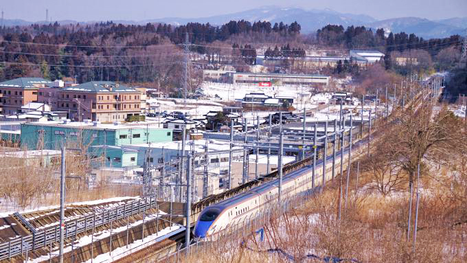 W7系新幹線電車「かがやき」、北陸新幹線・新高岡～金沢間