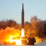 極超音速ミサイルの発射実験＝2022年1月5日（朝鮮中央通信＝共同）　写真提供：共同通信社