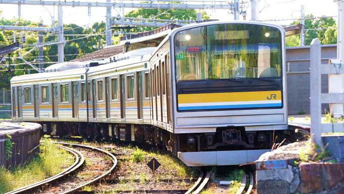 205系電車・普通列車、鶴見線・浅野駅